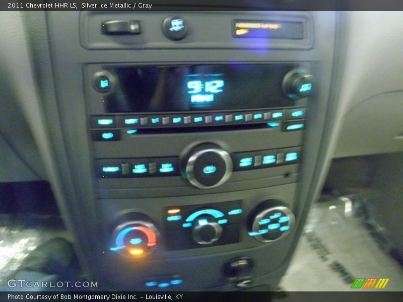 Silver Ice Metallic / Gray 2011 Chevrolet HHR LS