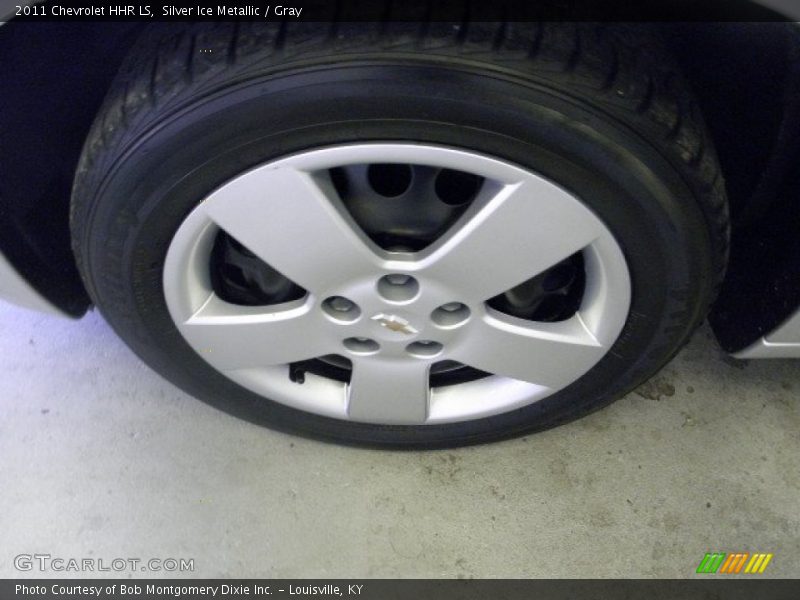 Silver Ice Metallic / Gray 2011 Chevrolet HHR LS
