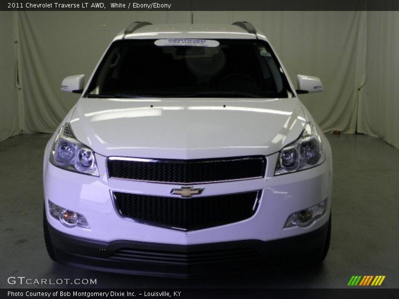 White / Ebony/Ebony 2011 Chevrolet Traverse LT AWD