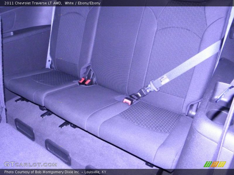 White / Ebony/Ebony 2011 Chevrolet Traverse LT AWD