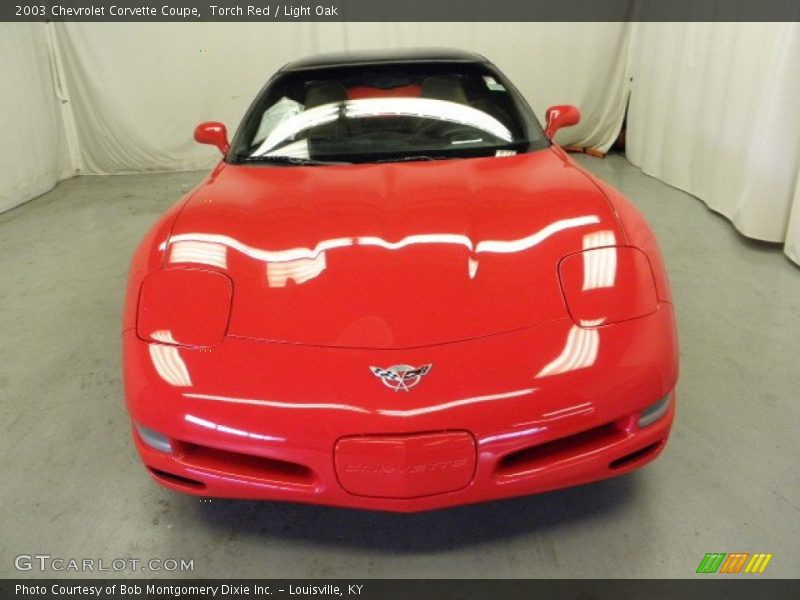 Torch Red / Light Oak 2003 Chevrolet Corvette Coupe