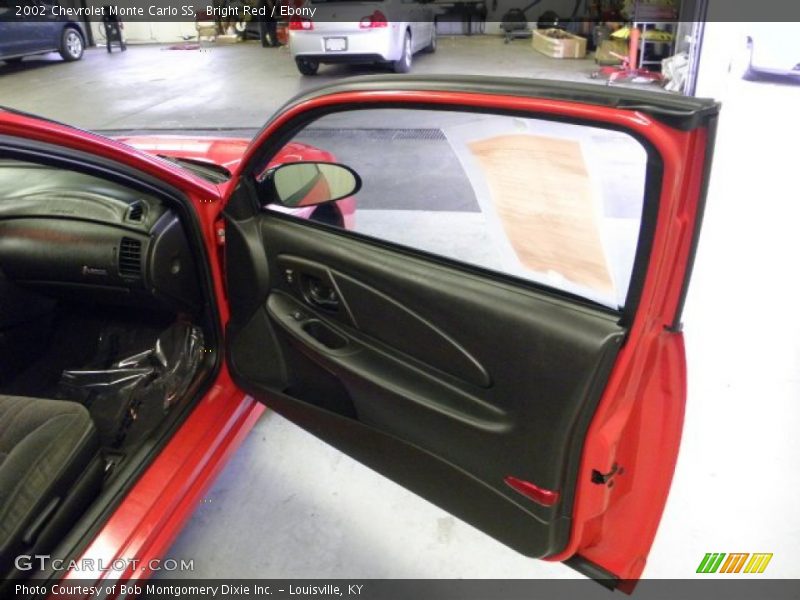 Bright Red / Ebony 2002 Chevrolet Monte Carlo SS