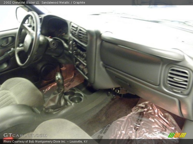 Sandalwood Metallic / Graphite 2002 Chevrolet Blazer LS