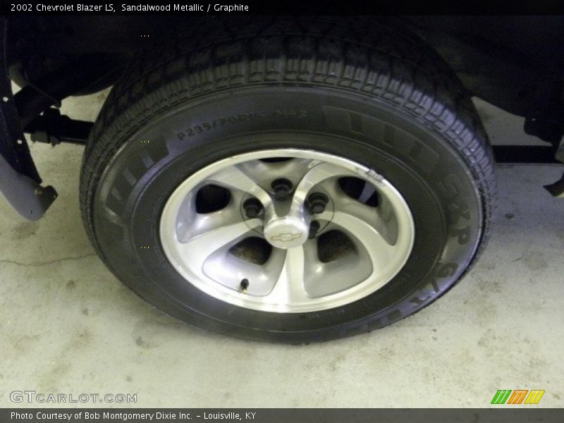 Sandalwood Metallic / Graphite 2002 Chevrolet Blazer LS