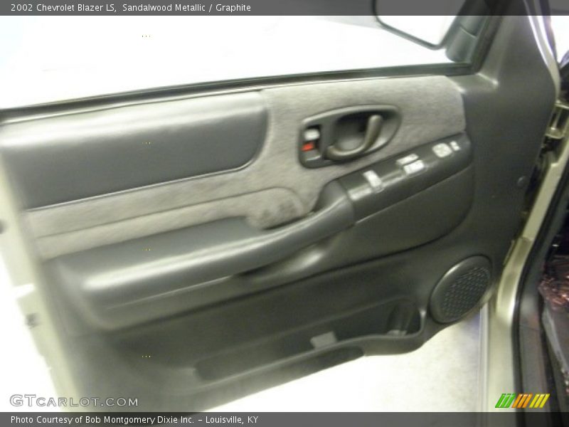 Sandalwood Metallic / Graphite 2002 Chevrolet Blazer LS