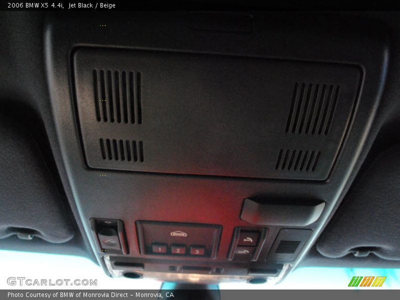 Jet Black / Beige 2006 BMW X5 4.4i