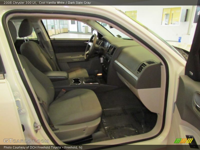 Cool Vanilla White / Dark Slate Gray 2008 Chrysler 300 LX