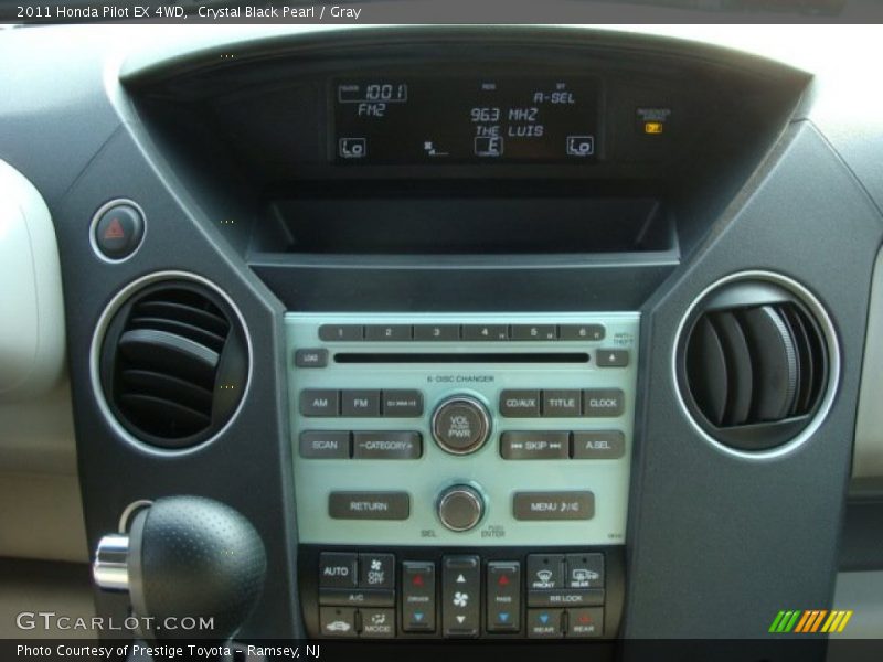 Controls of 2011 Pilot EX 4WD