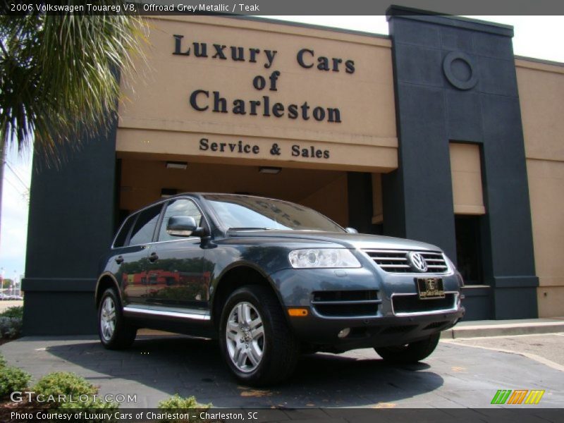 Offroad Grey Metallic / Teak 2006 Volkswagen Touareg V8