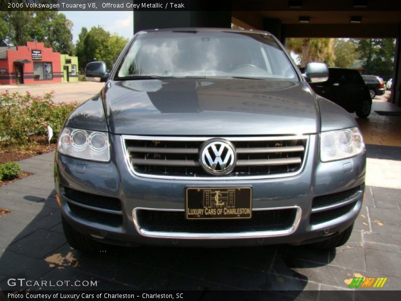 Offroad Grey Metallic / Teak 2006 Volkswagen Touareg V8