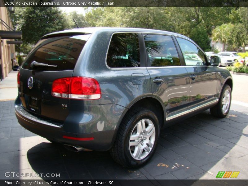 Offroad Grey Metallic / Teak 2006 Volkswagen Touareg V8