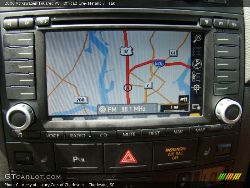 Offroad Grey Metallic / Teak 2006 Volkswagen Touareg V8
