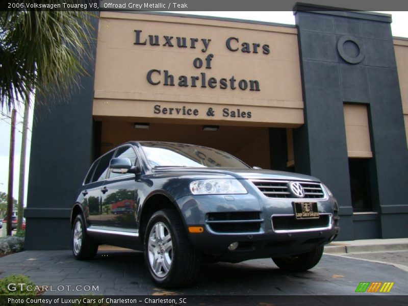 Offroad Grey Metallic / Teak 2006 Volkswagen Touareg V8