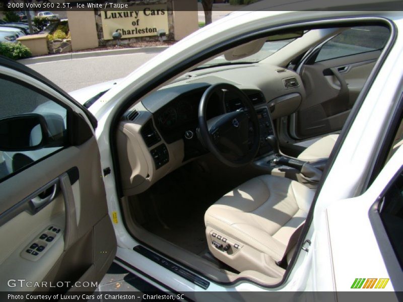 Ice White / Taupe 2008 Volvo S60 2.5T