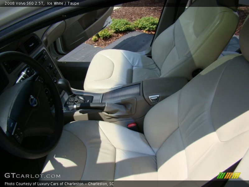 Ice White / Taupe 2008 Volvo S60 2.5T