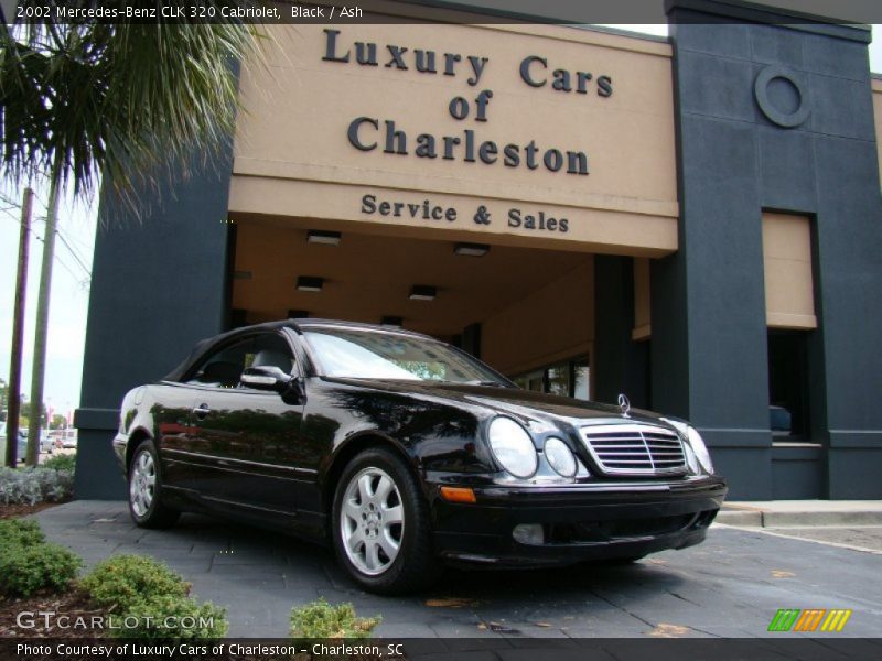 Black / Ash 2002 Mercedes-Benz CLK 320 Cabriolet