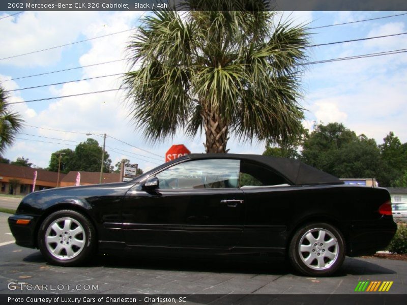 Black / Ash 2002 Mercedes-Benz CLK 320 Cabriolet