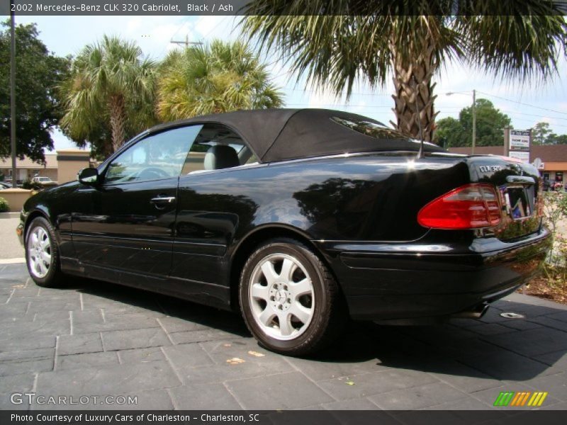 Black / Ash 2002 Mercedes-Benz CLK 320 Cabriolet