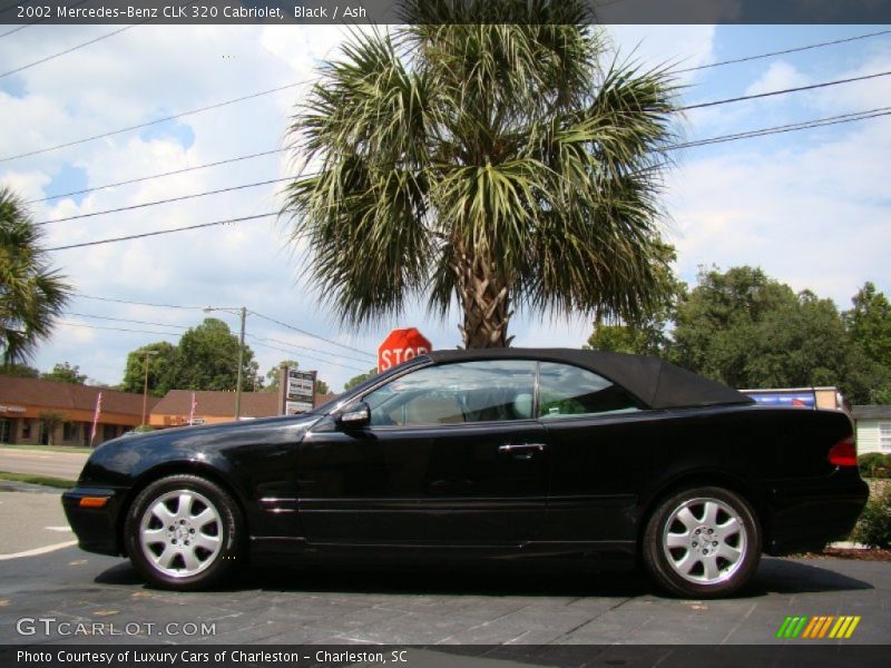 Black / Ash 2002 Mercedes-Benz CLK 320 Cabriolet
