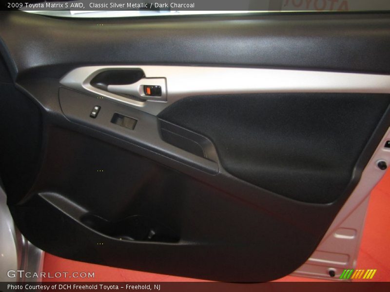 Classic Silver Metallic / Dark Charcoal 2009 Toyota Matrix S AWD