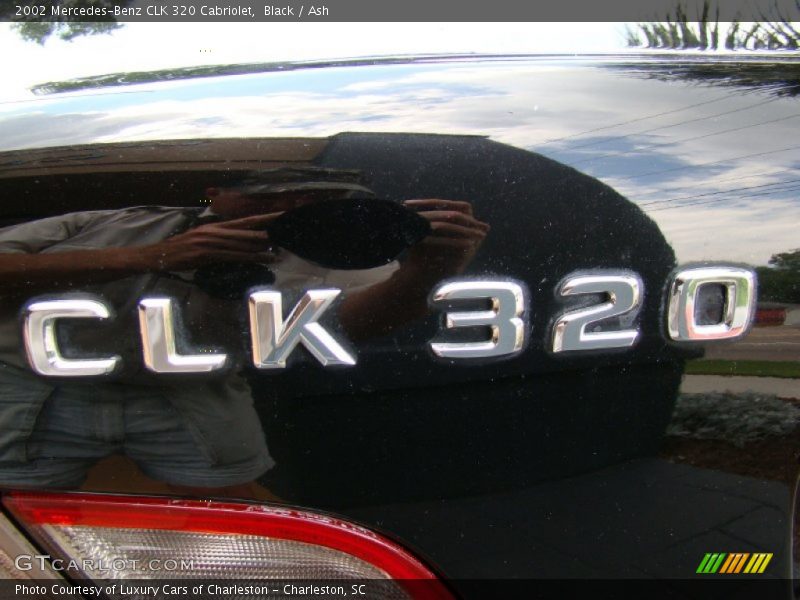 Black / Ash 2002 Mercedes-Benz CLK 320 Cabriolet