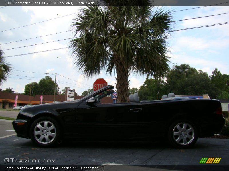 Black / Ash 2002 Mercedes-Benz CLK 320 Cabriolet