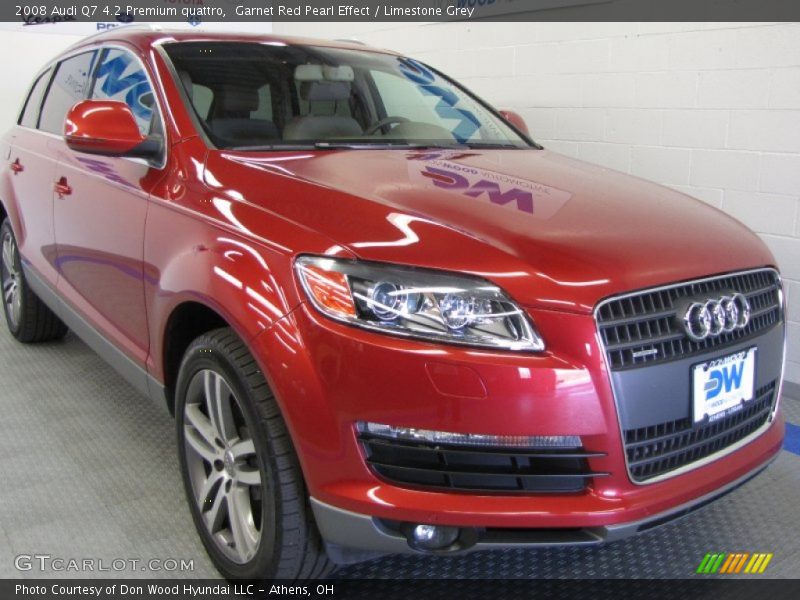 Garnet Red Pearl Effect / Limestone Grey 2008 Audi Q7 4.2 Premium quattro