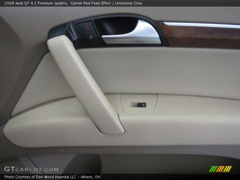 Garnet Red Pearl Effect / Limestone Grey 2008 Audi Q7 4.2 Premium quattro