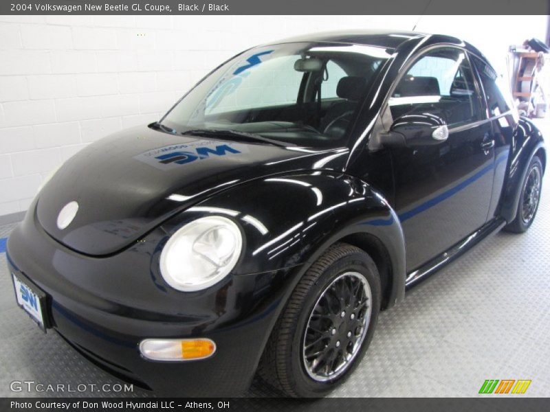 Black / Black 2004 Volkswagen New Beetle GL Coupe