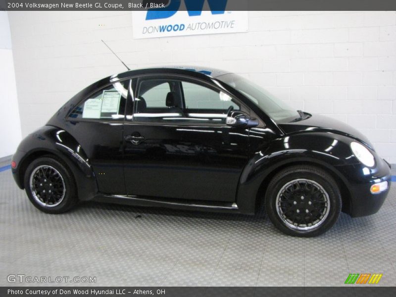Black / Black 2004 Volkswagen New Beetle GL Coupe