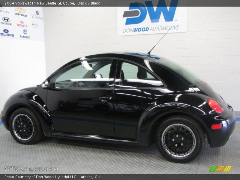 Black / Black 2004 Volkswagen New Beetle GL Coupe