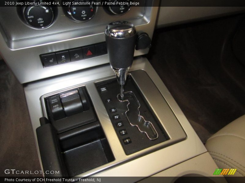 Light Sandstone Pearl / Pastel Pebble Beige 2010 Jeep Liberty Limited 4x4
