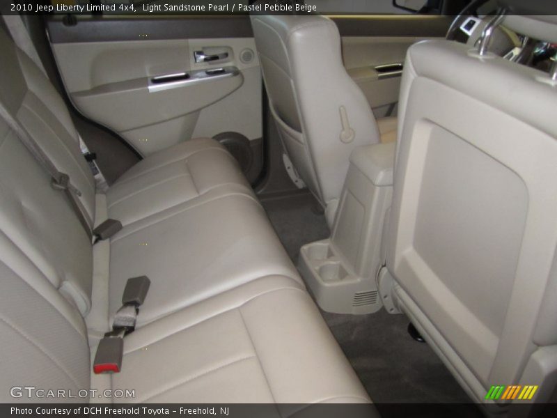 Light Sandstone Pearl / Pastel Pebble Beige 2010 Jeep Liberty Limited 4x4