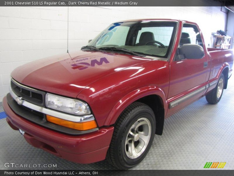 Dark Cherry Red Metallic / Medium Gray 2001 Chevrolet S10 LS Regular Cab
