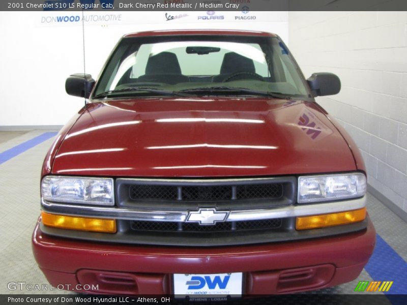 Dark Cherry Red Metallic / Medium Gray 2001 Chevrolet S10 LS Regular Cab