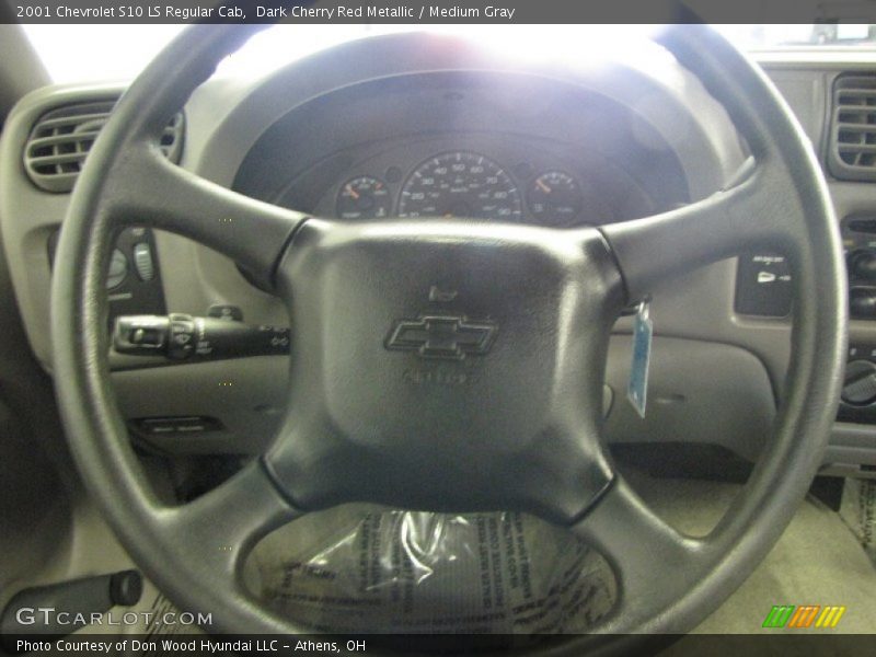 Dark Cherry Red Metallic / Medium Gray 2001 Chevrolet S10 LS Regular Cab