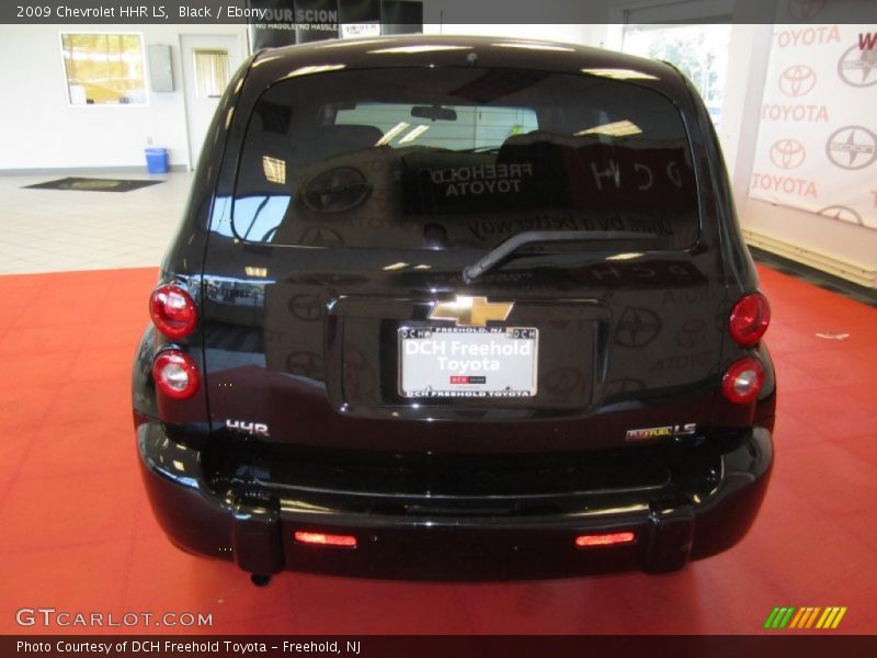 Black / Ebony 2009 Chevrolet HHR LS