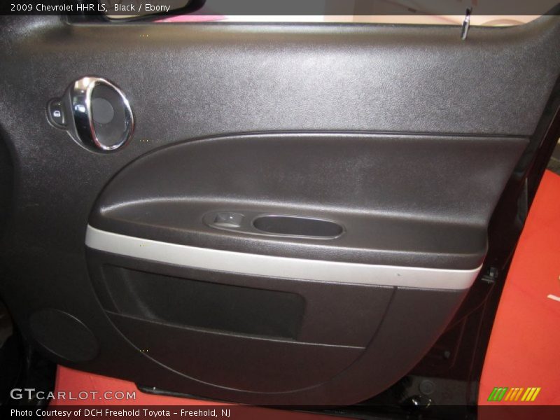 Black / Ebony 2009 Chevrolet HHR LS