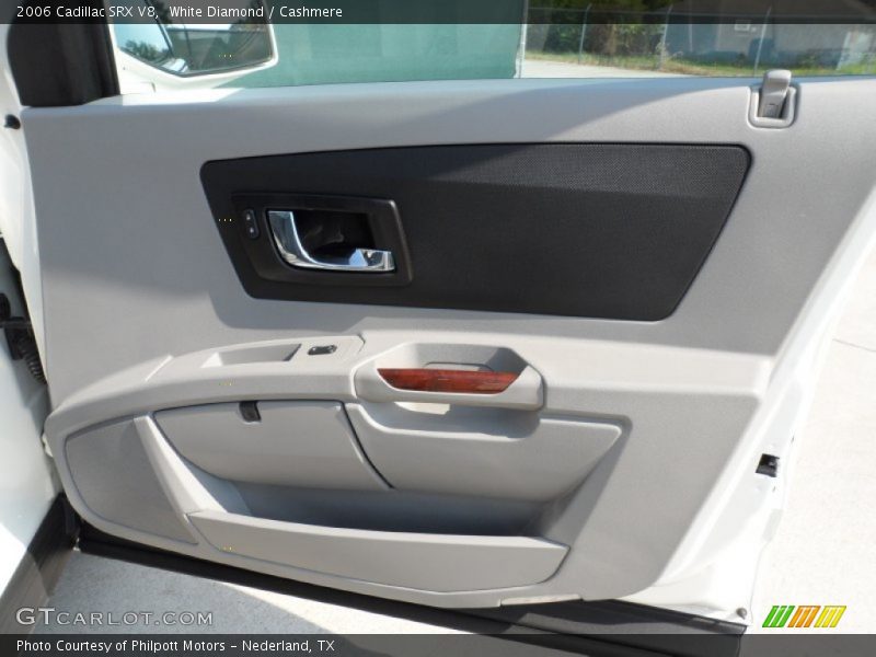White Diamond / Cashmere 2006 Cadillac SRX V8