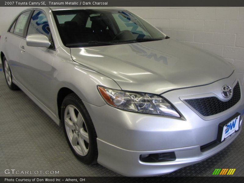 Titanium Metallic / Dark Charcoal 2007 Toyota Camry SE