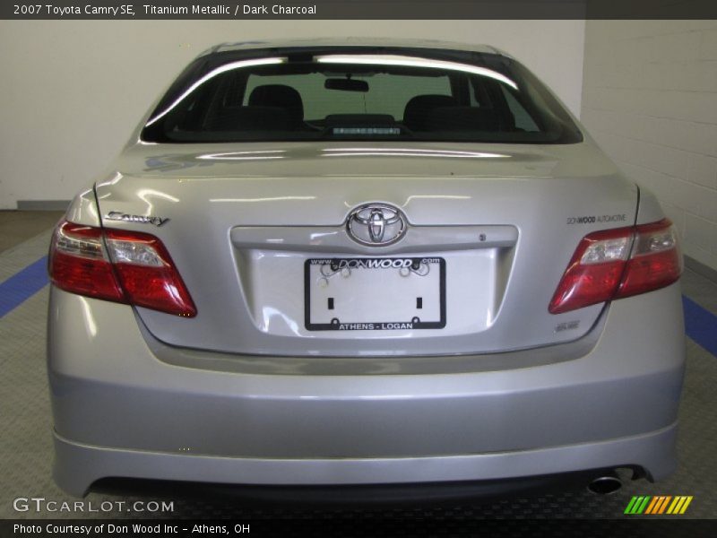 Titanium Metallic / Dark Charcoal 2007 Toyota Camry SE