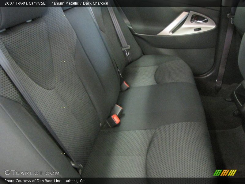 Titanium Metallic / Dark Charcoal 2007 Toyota Camry SE