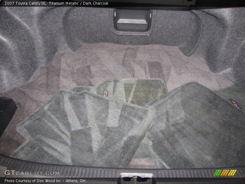 Titanium Metallic / Dark Charcoal 2007 Toyota Camry SE