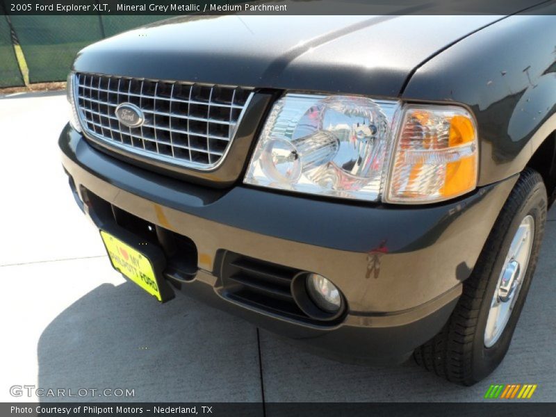 Mineral Grey Metallic / Medium Parchment 2005 Ford Explorer XLT