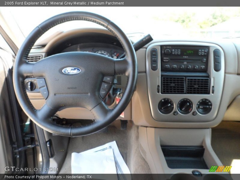 Mineral Grey Metallic / Medium Parchment 2005 Ford Explorer XLT