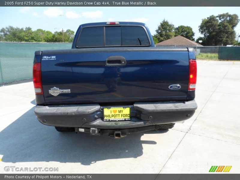 True Blue Metallic / Black 2005 Ford F250 Super Duty Harley Davidson Crew Cab 4x4