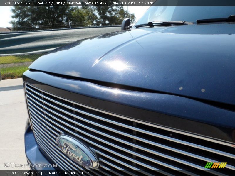 True Blue Metallic / Black 2005 Ford F250 Super Duty Harley Davidson Crew Cab 4x4