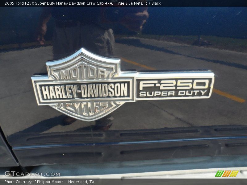 True Blue Metallic / Black 2005 Ford F250 Super Duty Harley Davidson Crew Cab 4x4