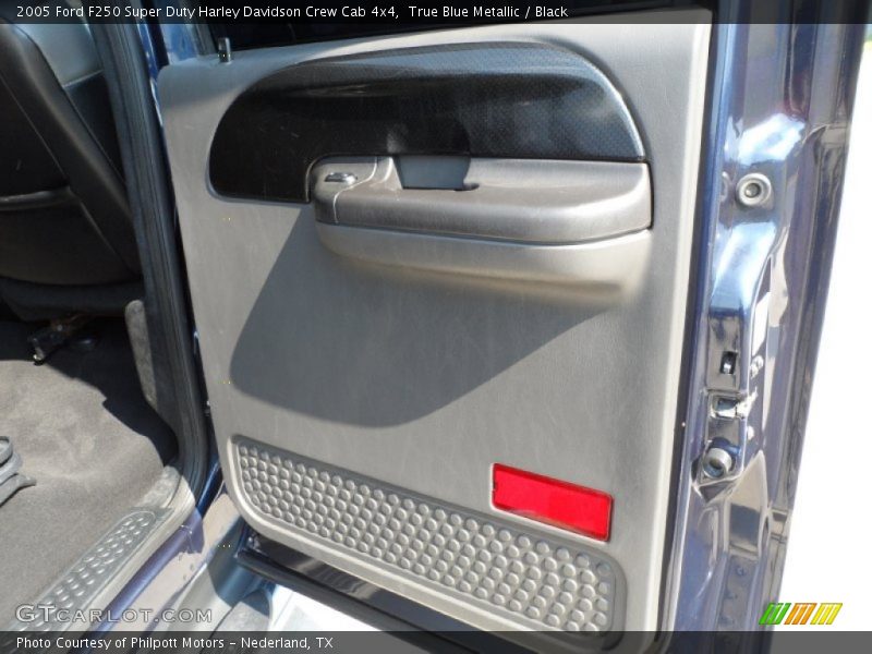 True Blue Metallic / Black 2005 Ford F250 Super Duty Harley Davidson Crew Cab 4x4