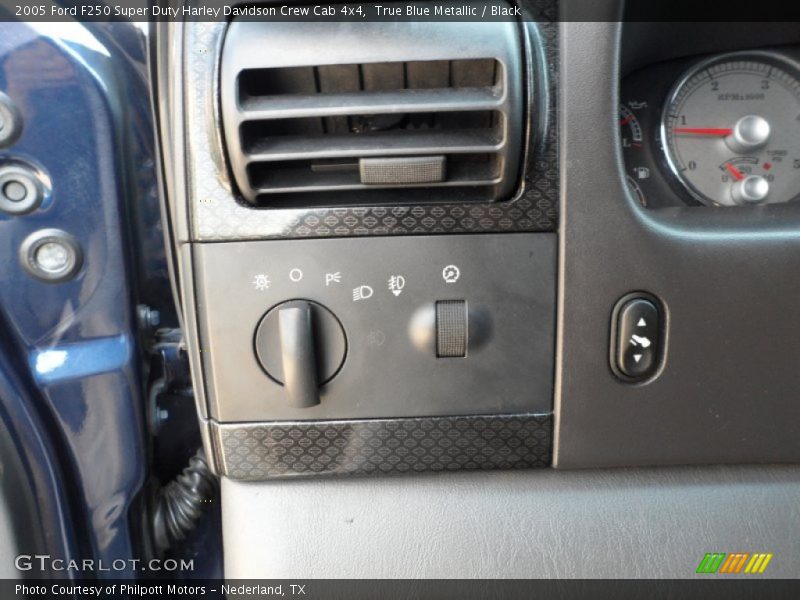 True Blue Metallic / Black 2005 Ford F250 Super Duty Harley Davidson Crew Cab 4x4